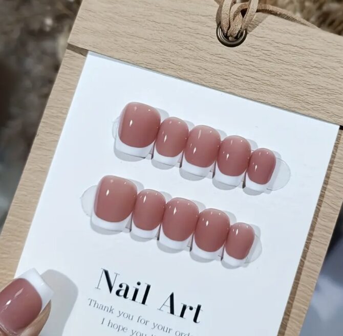 Chic Bebe Hand made Stick On Nails