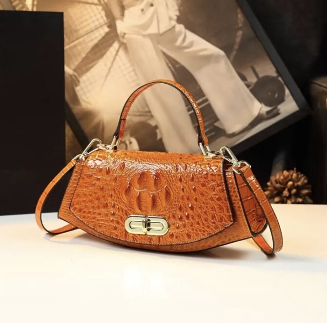 Yemi Crocodile Pattern Leather Clutch - Image 4