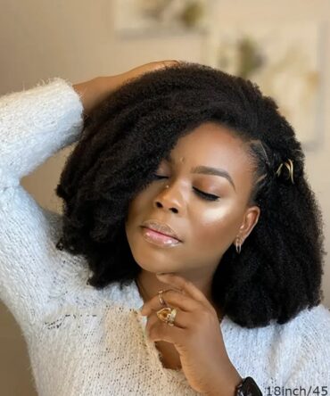 Curly Clip Ins/ V- Part Extension