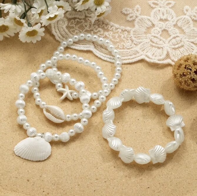 Handmade Shell Bracelet Set - Image 2