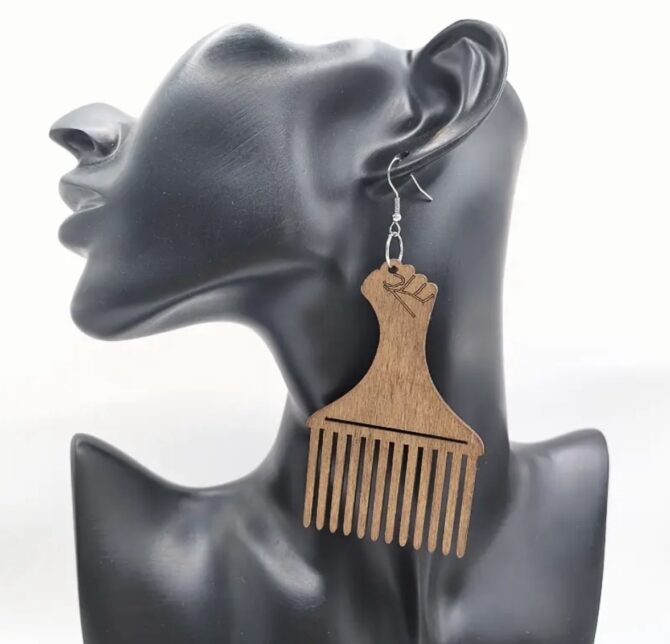 2 in 1 African wooden Comb/Elephant Earrings - Image 2