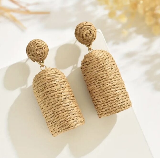 Handcrafted Rafia Earrings - Image 5