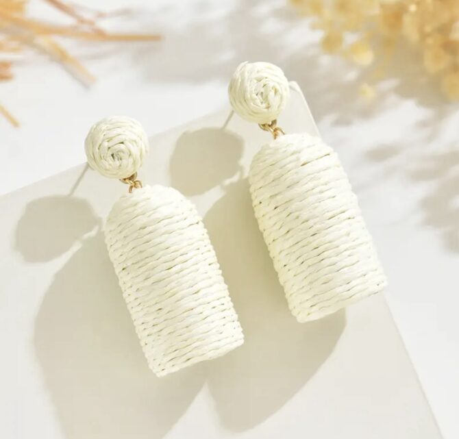 Handcrafted Rafia Earrings - Image 3