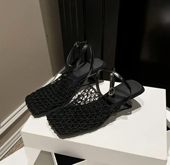 Selena Chic Vintage Sandals - Image 2