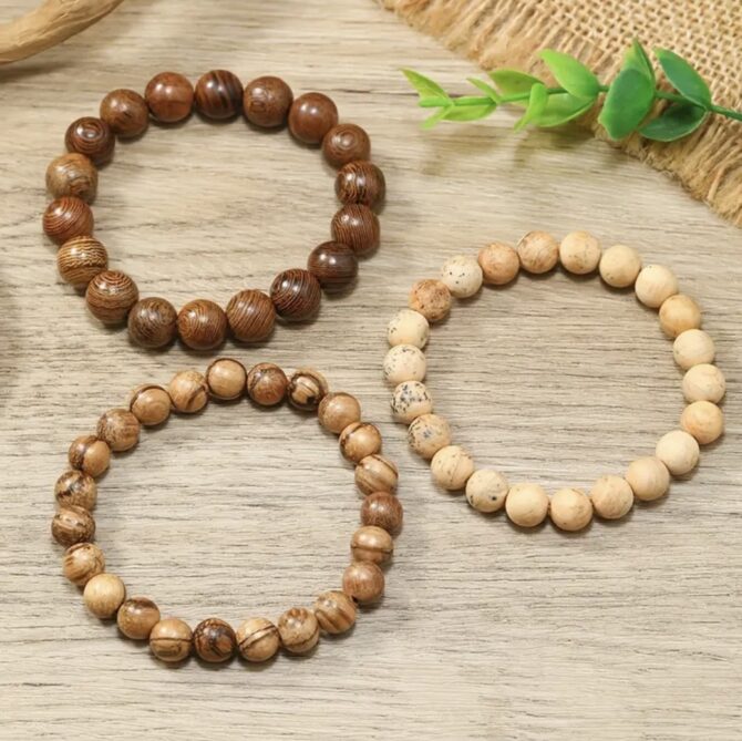 Handmade wooden bracelet - Image 2