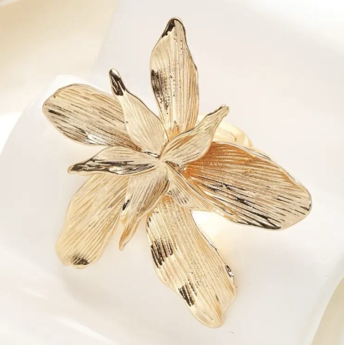 Daisy & spiral gold-plated rings - Image 3